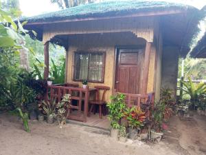Akoya Beach Park and Cottages