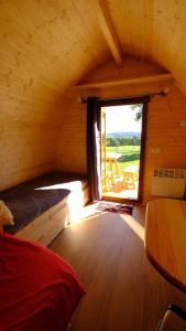 Fermes Les Roulottes de la Ferme des Chanaux : photos des chambres