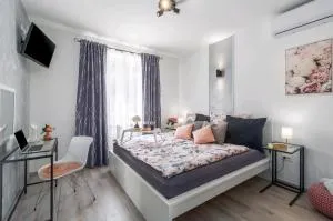 LESA room with private bathroom for 2 people - 罗维尼村