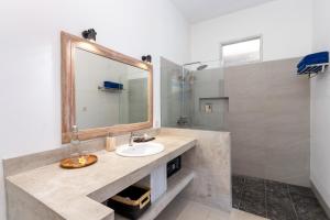 Villa Hiburan 2 by Villa Finder