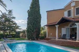 Villa Alberi with pool