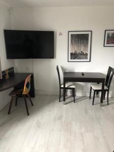 Appartements Le Fitness & Business Studio - Airbus -Piscine Spa : photos des chambres