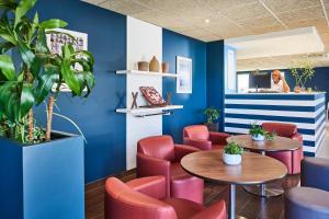 Hotels Kyriad Caen Nord - Herouville-Saint-Clair : photos des chambres