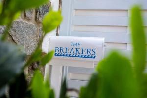 LUXURY BEACH PROPERTY- Neptunes Nest