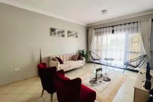 Relaxing 2-Bedroom apartment with parking space. - Kirinya