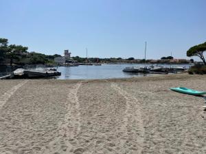 Villa Port Leucate pieds dans l eau 6 personnes