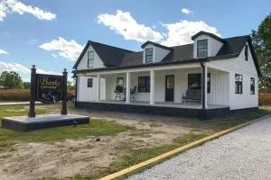 Banks Cottage ---30708 Whites Neck Rd - Massey Landing