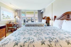 Islander on the Beach 315