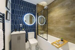 Lilyturf - 2 Bedroom Luxury Apartment by Mint Stays