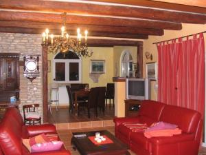 Villa in Funtana with private Tenniscourt (3418) 