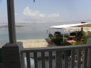 Apartment in Lumbarda with sea views, terrace, air conditioning, WiFi 869-1 869-3