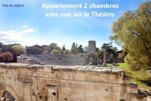 Appartements Holiday in Arles -Appartement du Theatre Antique : photos des chambres