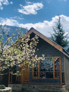 Winterfell The Stay, Unique River Front Resort