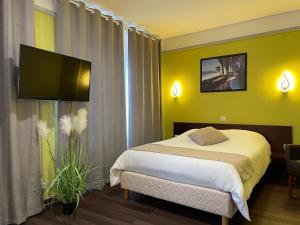 Hotels L'EMBLEME - BOUTIQUE HOTEL : photos des chambres