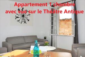 Appartements Holiday in Arles -Appartement du Theatre Antique : photos des chambres