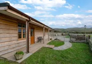 Caban y Gader - Llanddwywe