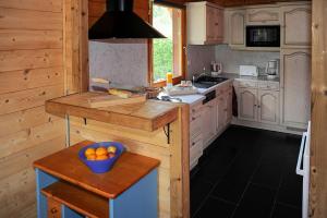 Chalets la cache des relles : photos des chambres
