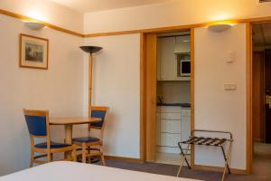 Apartment (4 Adults) room in VIP Executive Eden Aparthotel