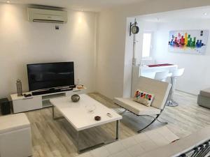 Lovely two bedrooms apartment.