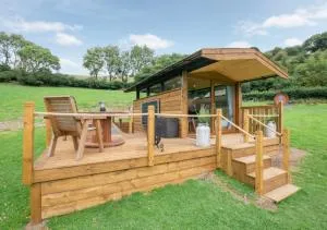 Sky Hut - Caban y Nen - Cwrt-newydd