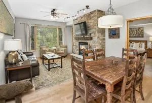 Aspenwood Lodge #205 Condo - 爱德华兹