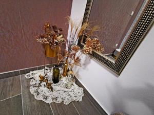 GOLDEN - self CHECK IN