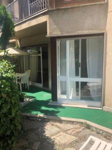 GUISCI BEACH HOUSE - Free Private Parking