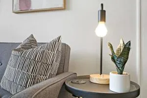 Vibrant 1BR Apartment close to Dining - Cullom B3 - Dunning