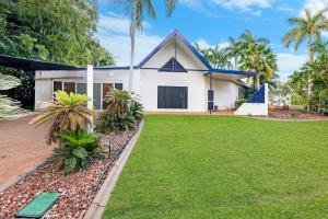 An Absolute Poolside Break by Casuarina Beach