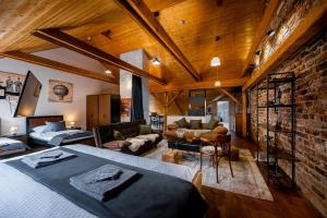 Vintage Industrial City Apartments