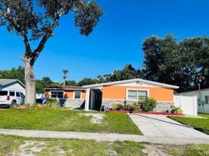 The Citrus Guesthouse in Tampa