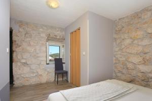 Holiday house with a swimming pool Razanj, Rogoznica - 17904