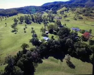 The Cottage Country Escape - Booloumba