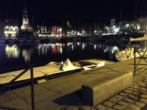 B&B / Chambres d'hotes chambre le nid du phare avec jacuzzi : photos des chambres