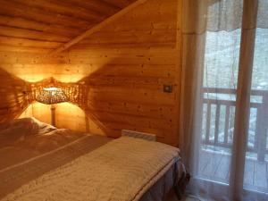 Lumineux duplex 63m² à Arêches-Beaufort, 7 pers., balcon, box auto, tout confort - FR-1-342-286