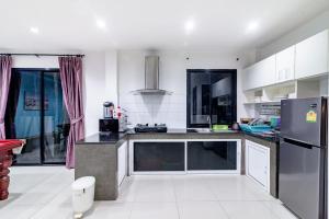 Chic Chill Party Hua-Hin Private Poolvilla from beach 3km