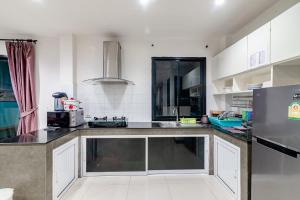 Chic Chill Party Hua-Hin Private Poolvilla from beach 3km