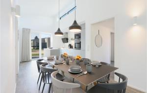Nice Home In Lembruchdümmer See