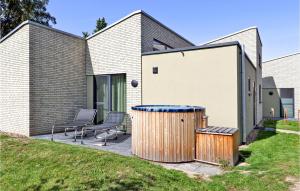 Nice Home In Lembruchdümmer See