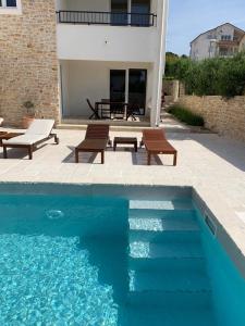 Apartment in Vodice with air conditioning, WiFi, dishwasher, pool 4932-5