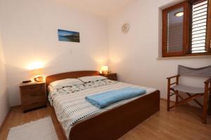 Apartment in Stara Novalja with sea view, balcony, air conditioning, WiFi (4897-2)