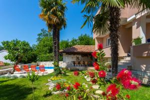 Apartment in Njivice with sea view, balcony, air conditioning, WiFi (4930-2)