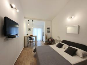 Studio apartment in Stinjan with balcony, air conditioning, WiFi 5018-2