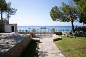 Seaside Haven Kineta - Tripodhískos