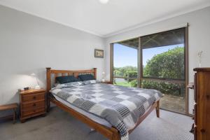 Seamoon Apollo Bay - BYO Linen