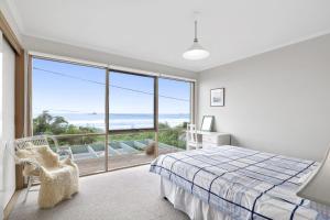 Seamoon Apollo Bay - BYO Linen