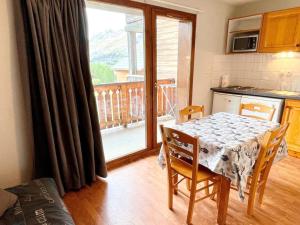 Studio cabine pour 4 avec parking gratuit à La Joue du Loup - FR-1-504-633 - Unrated properties in Le Dévoluy