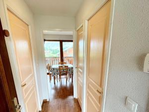 Appartements Studio La Joue du Loup, 1 piece, 4 personnes - FR-1-504-633 : photos des chambres