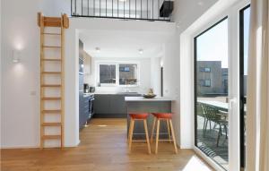 Stunning Home In Lembruchdümmer See