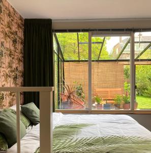 B&B Berglust Rotterdam met serre en gratis parkeren